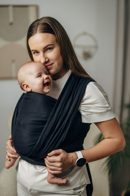Basic Line Baby Sling Lenny Lamb - Little Herringbone Black Ebony