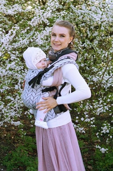 Nosidełko Kavka Multi-age Blossom Braid 