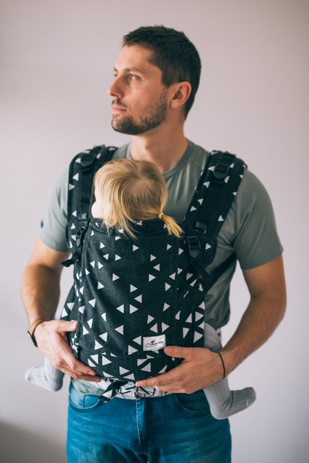 Nosidełko Be Lenka - 4Ever Triangle Black