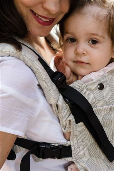 Nosidełko Kavka Multi-age angelic shade