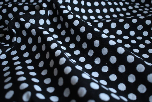 Chusta tkana Yaro Sling - Polka Dot Contra Black White