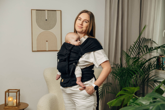 LennyHybrid Half Buckle Carrier - Basic Line Little Herringbone Ebony Black