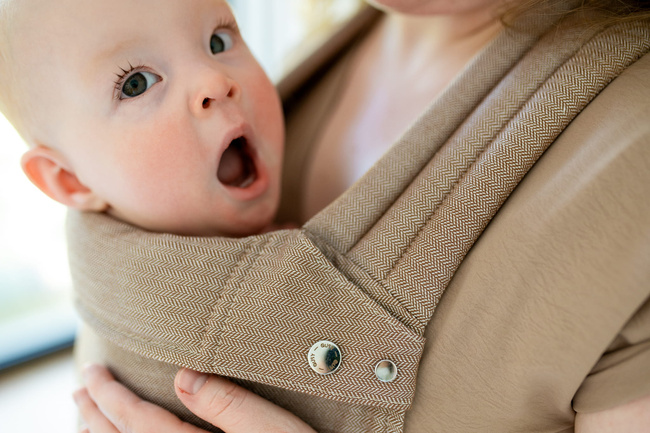 Qusy adjustable ergonomic carrier  2.0 - Walnut Twill Bamboo