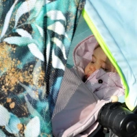 Rollersy - chusta do karmienia Gold Dust Black