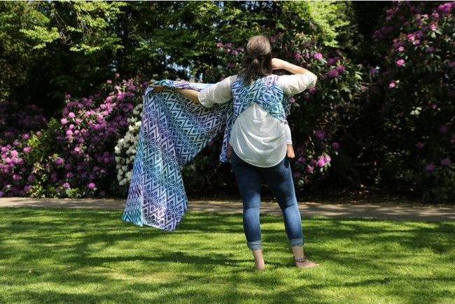 Woven wrap Yaro La Vita Puffy Peacock Rainbow