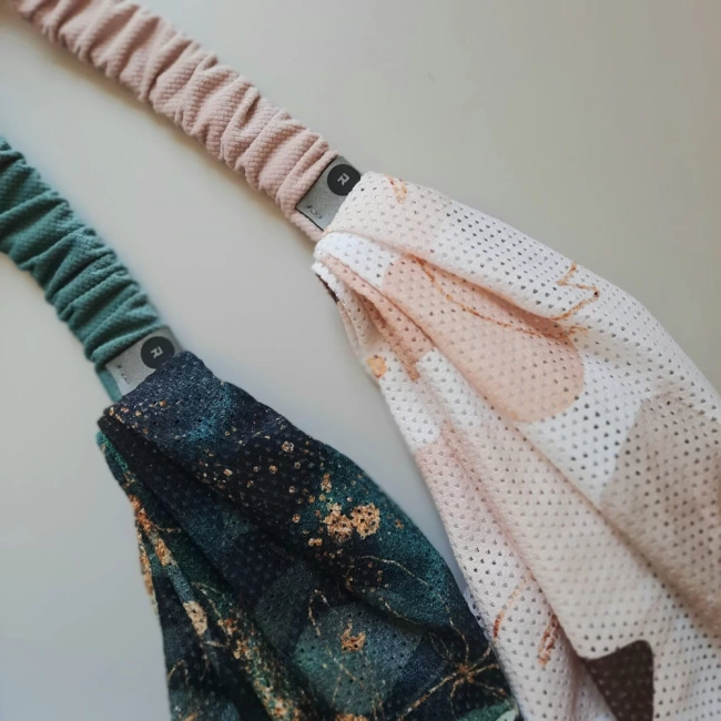 Rollersy - chusta do karmienia Gold Dust Black