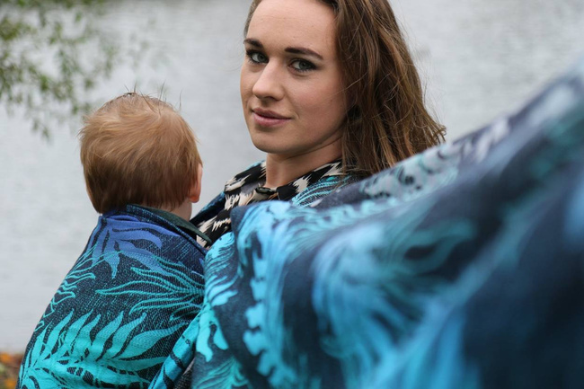 Woven Wrap Yaro Slings - Oasis Duo Aqua Grad Emerald Navy Wool