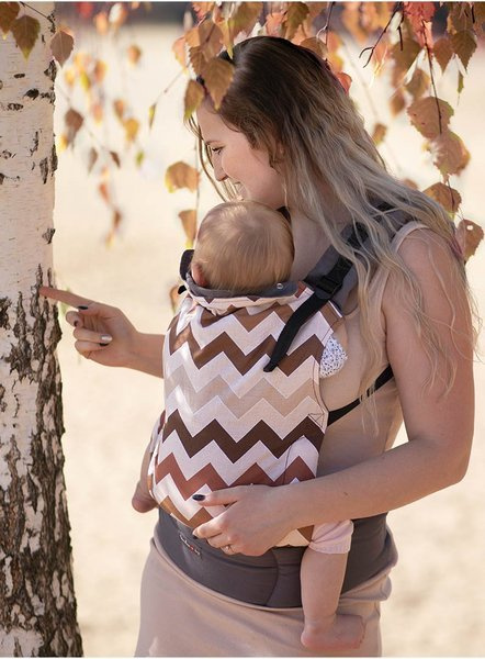 Nosidełko Kinder Hop Basic: Brown Zig Zag